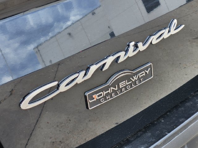 Used 2022 Kia Carnival EX FWD image 12