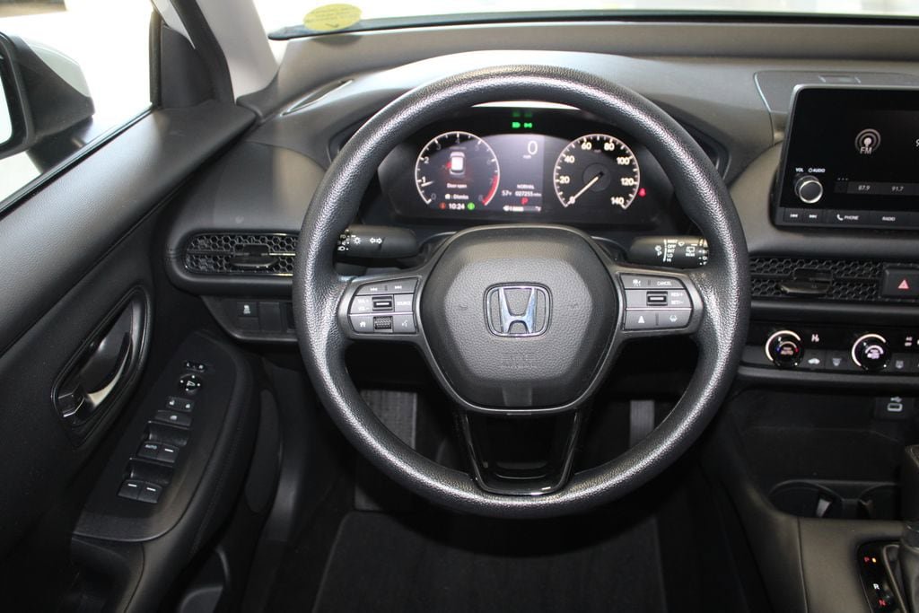 Used 2023 Honda HR-V LX image 18