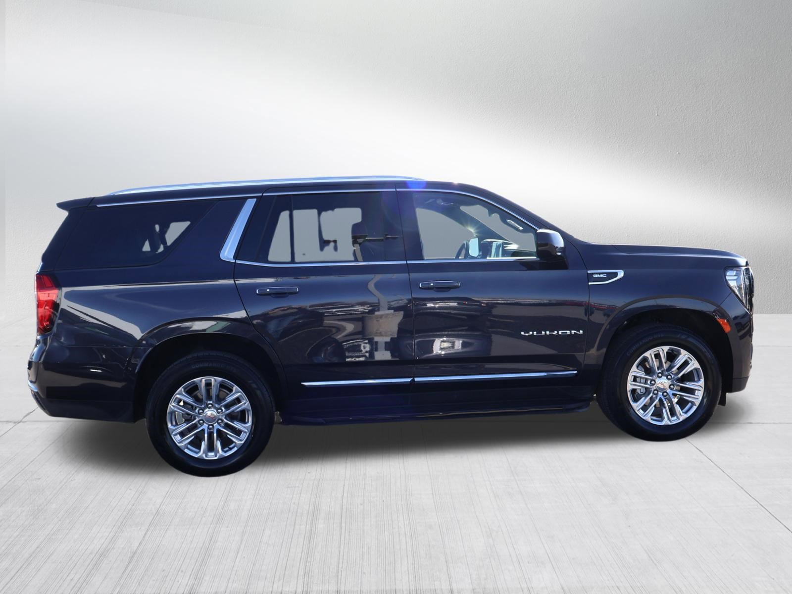 Used 2024 GMC Yukon SLT image 8