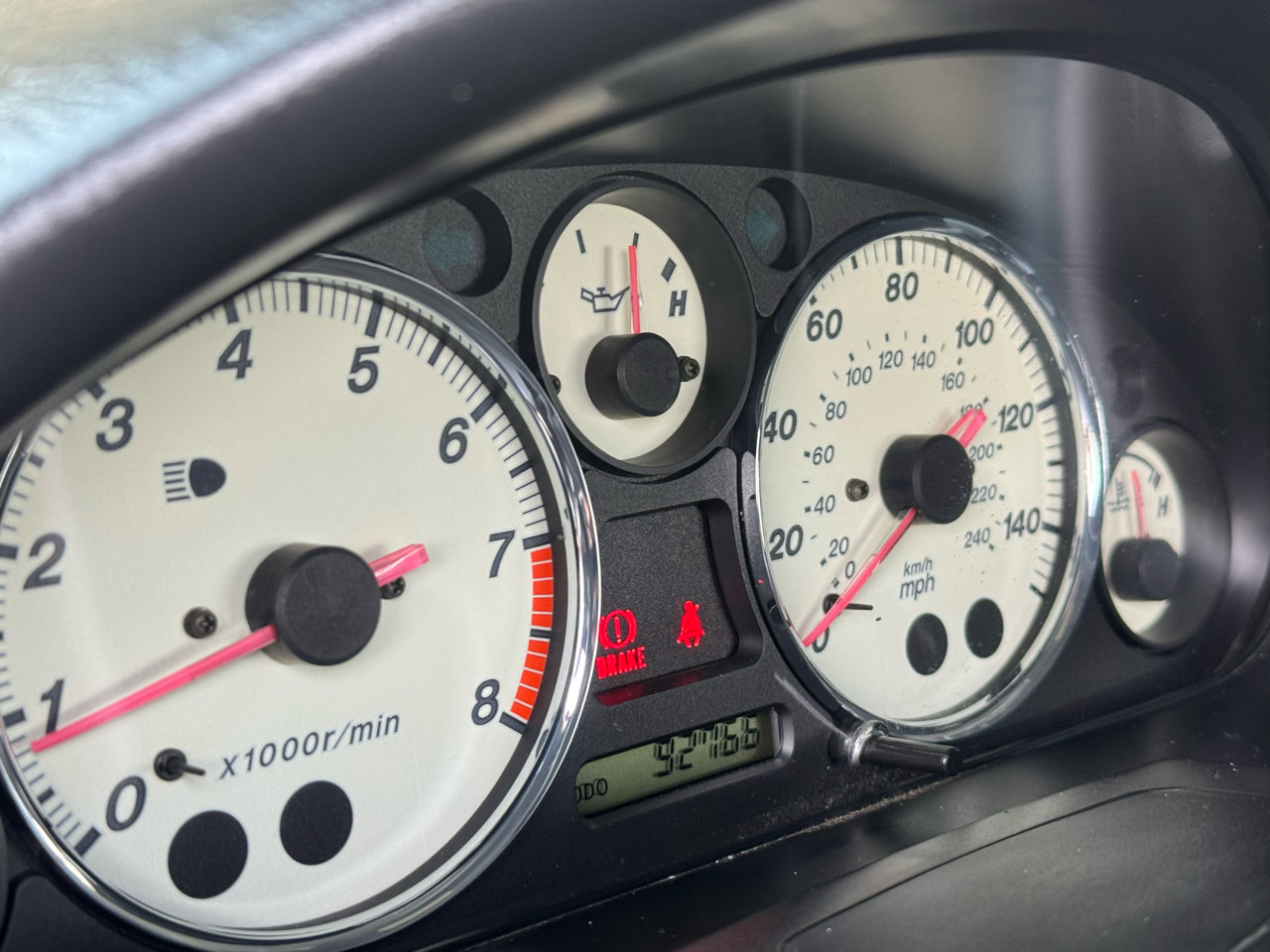 Used 2002 MAZDA MX-5 Miata image 18