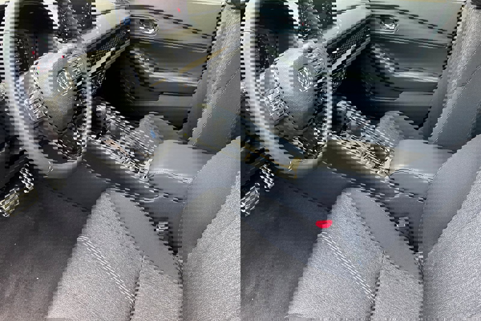 Used 2025 Honda Accord Sport image 11