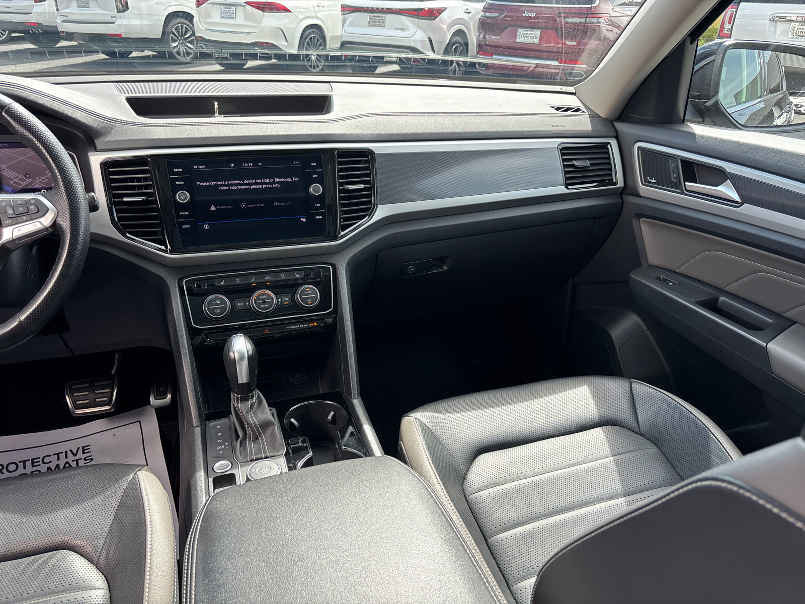 Used 2022 Volkswagen Atlas SEL Premium AWD/4WD image 30
