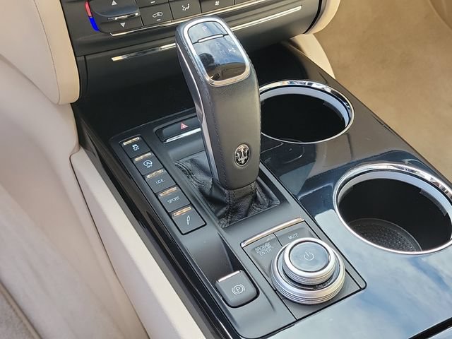 Used 2022 Maserati Quattroporte Modena RWD image 29