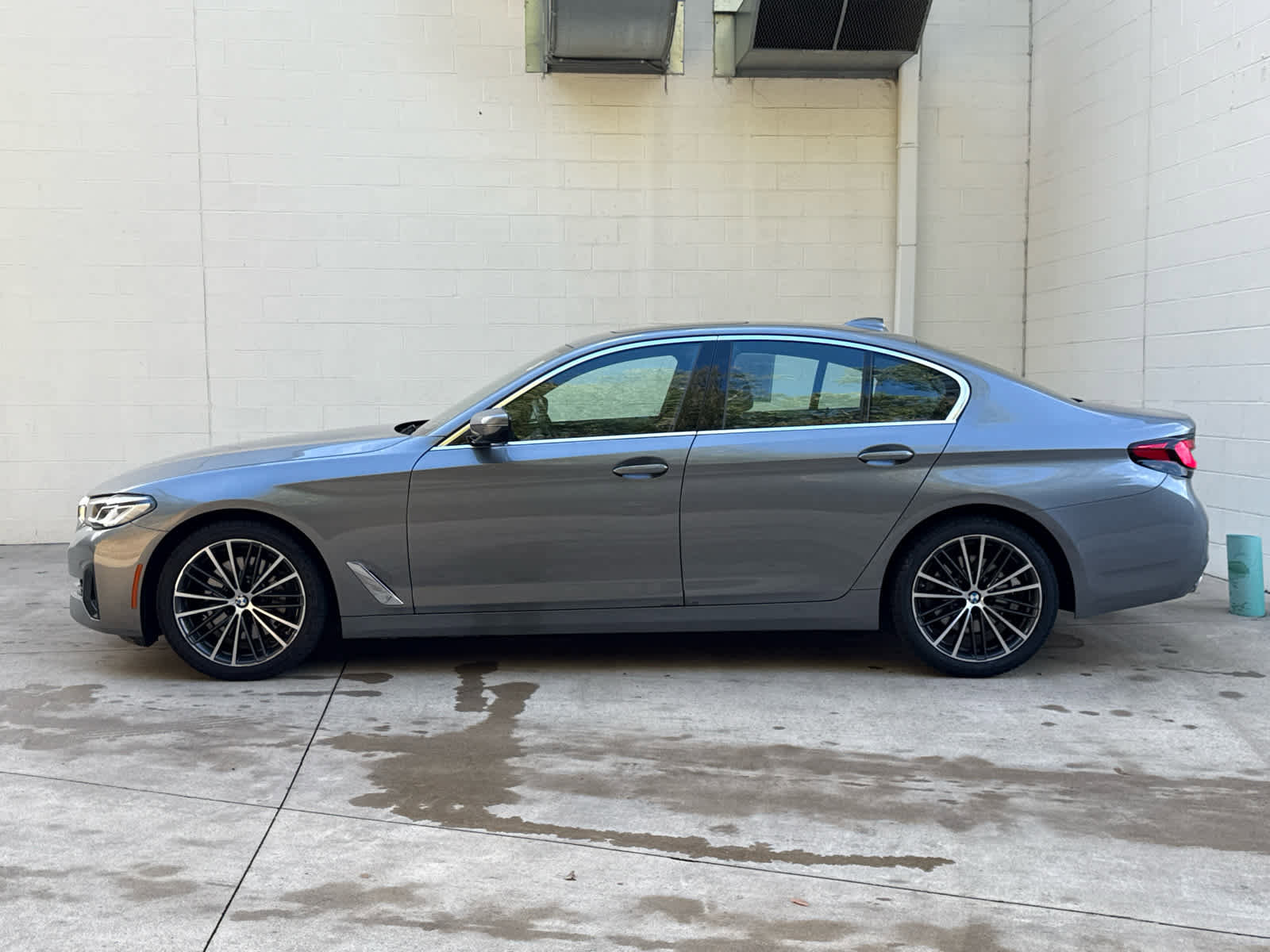 Certified 2023 BMW 530i xDrive 530i xDrive w/ Premium Package image 5