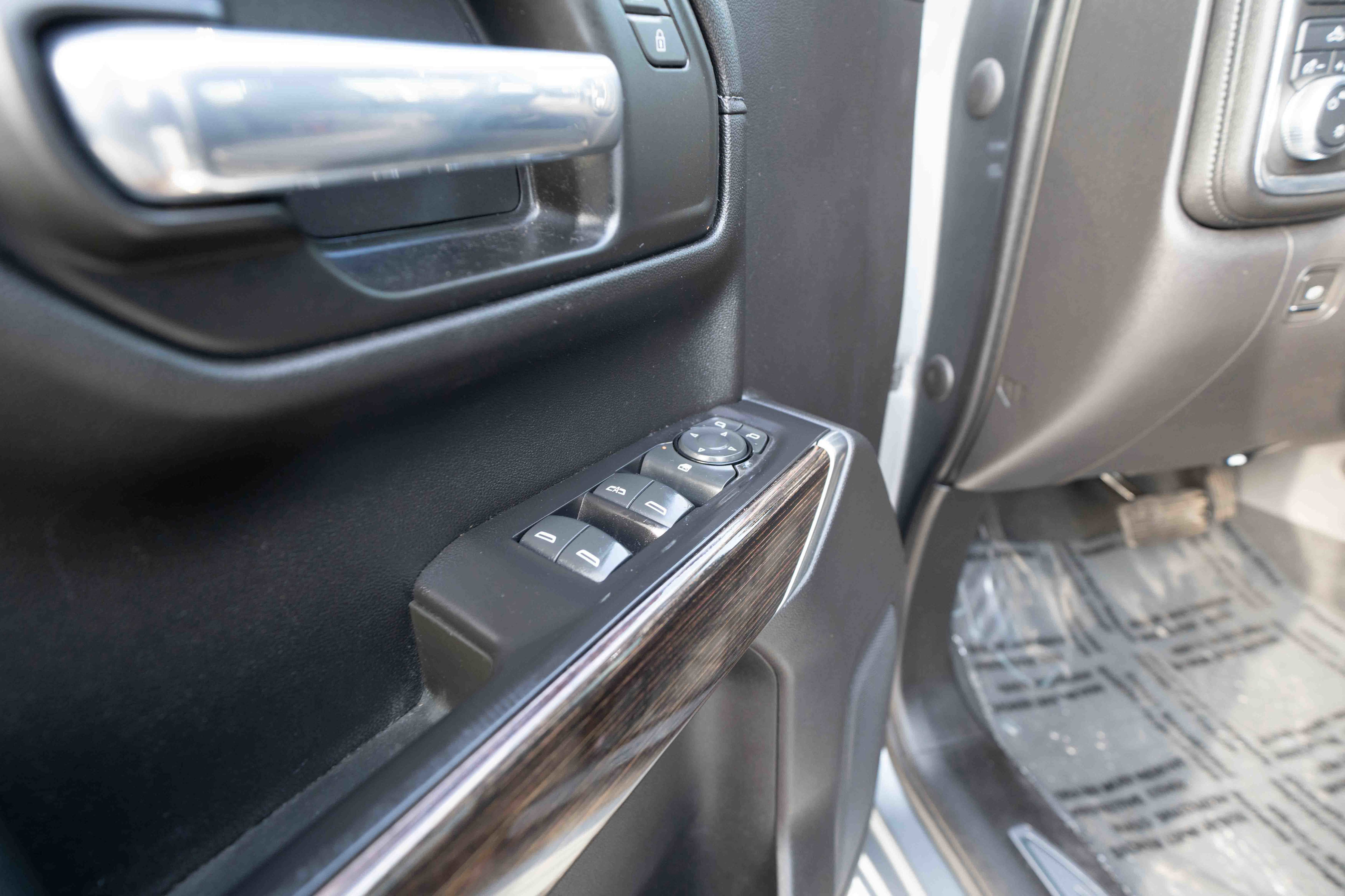 Used 2021 GMC Sierra 1500 SLE image 7