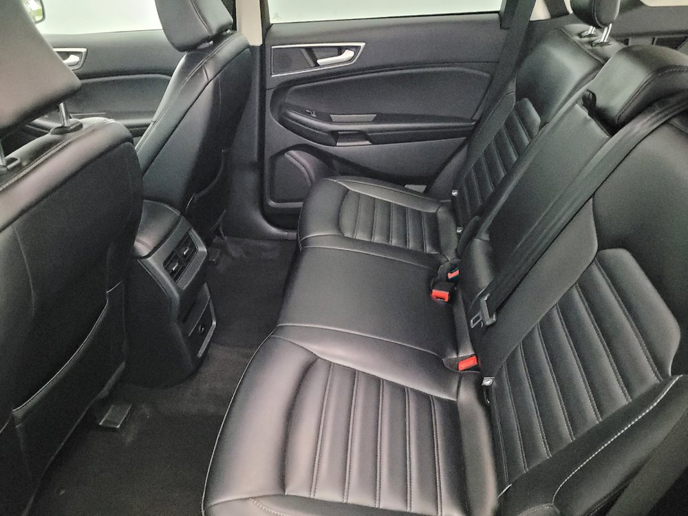 Used 2024 Ford Edge SEL image 18