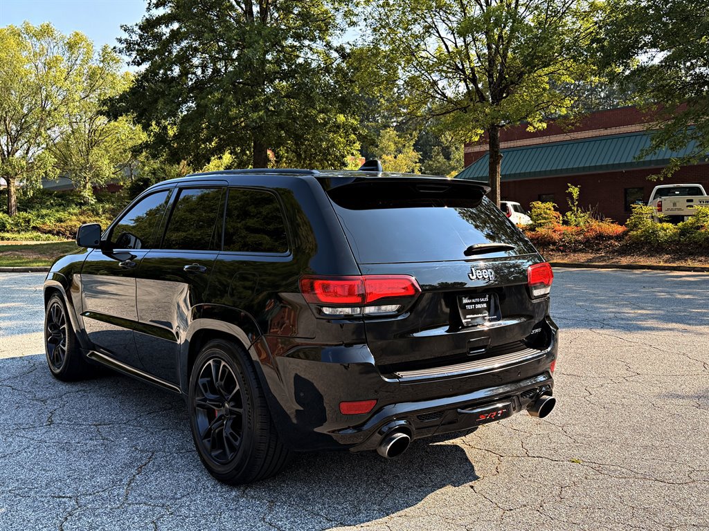 Used 2017 Jeep Grand Cherokee SRT AWD/4WD image 7