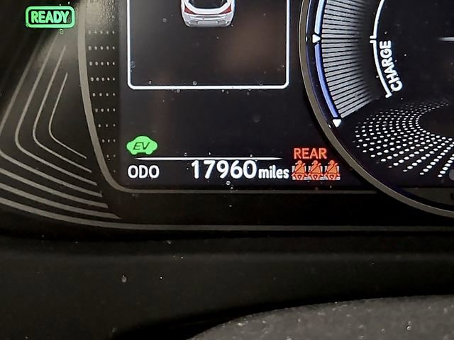 Used 2023 Lexus UX 250h FWD w/ Accessory Package (Z2) image 21