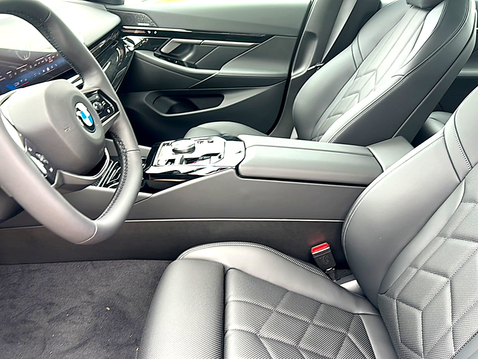 New 2026 BMW 530i w/ Premium Package RWD image 10
