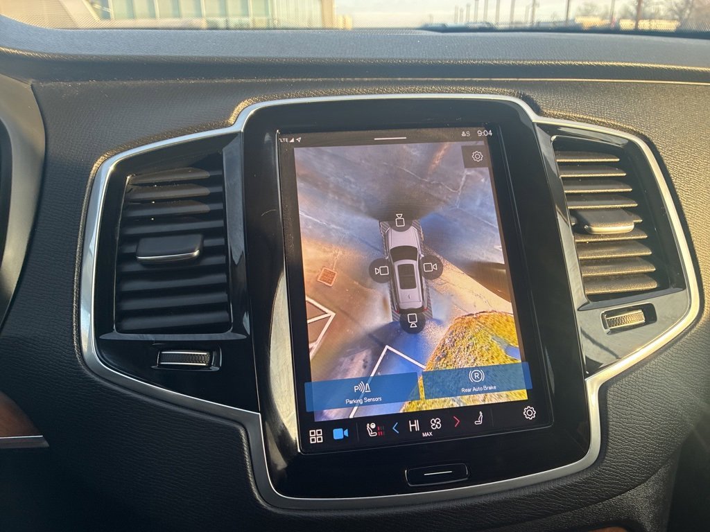 Certified 2024 Volvo XC90 T8 Plus w/ Protection Package Premier image 10