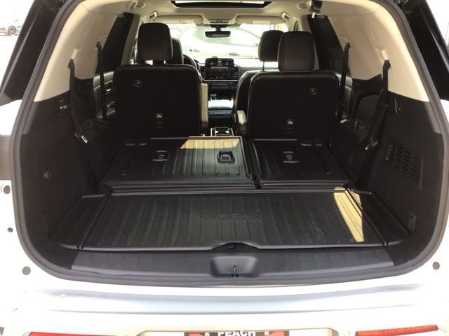 Used 2024 Nissan Pathfinder Platinum image 24