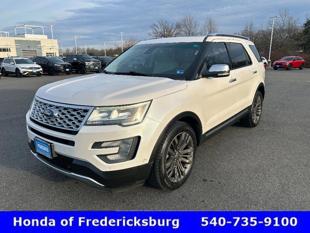 Used 2017 Ford Explorer Platinum video 2