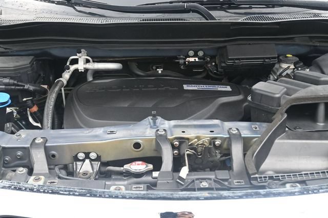 Used 2017 Honda Pilot Touring image 23