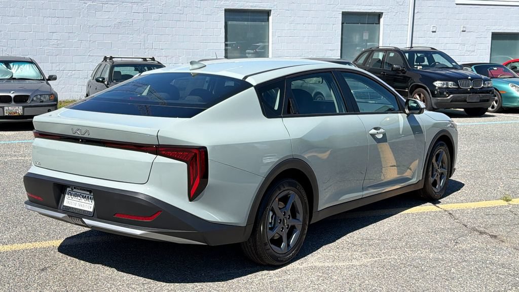New 2026 Kia K4 FWD image 4