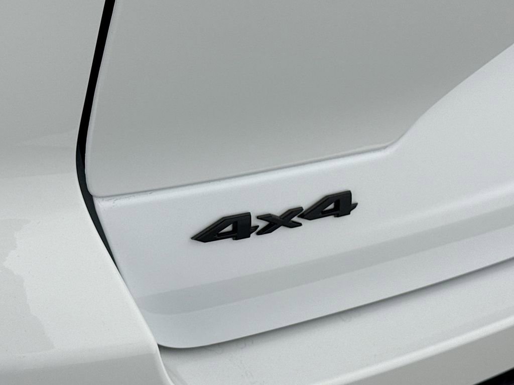 New 2025 Jeep Grand Cherokee Altitude image 49