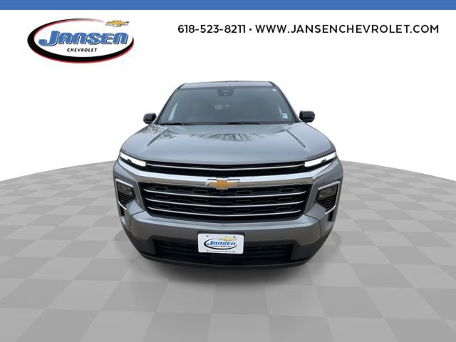 New 2026 Chevrolet Traverse LT w/ Driver Confidence Package FWD image 3