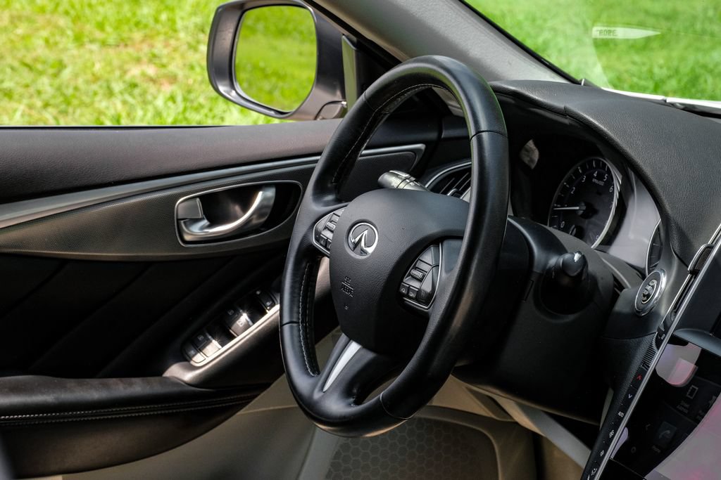Used 2014 INFINITI Q50 Premium w/ Navigation Package RWD image 18