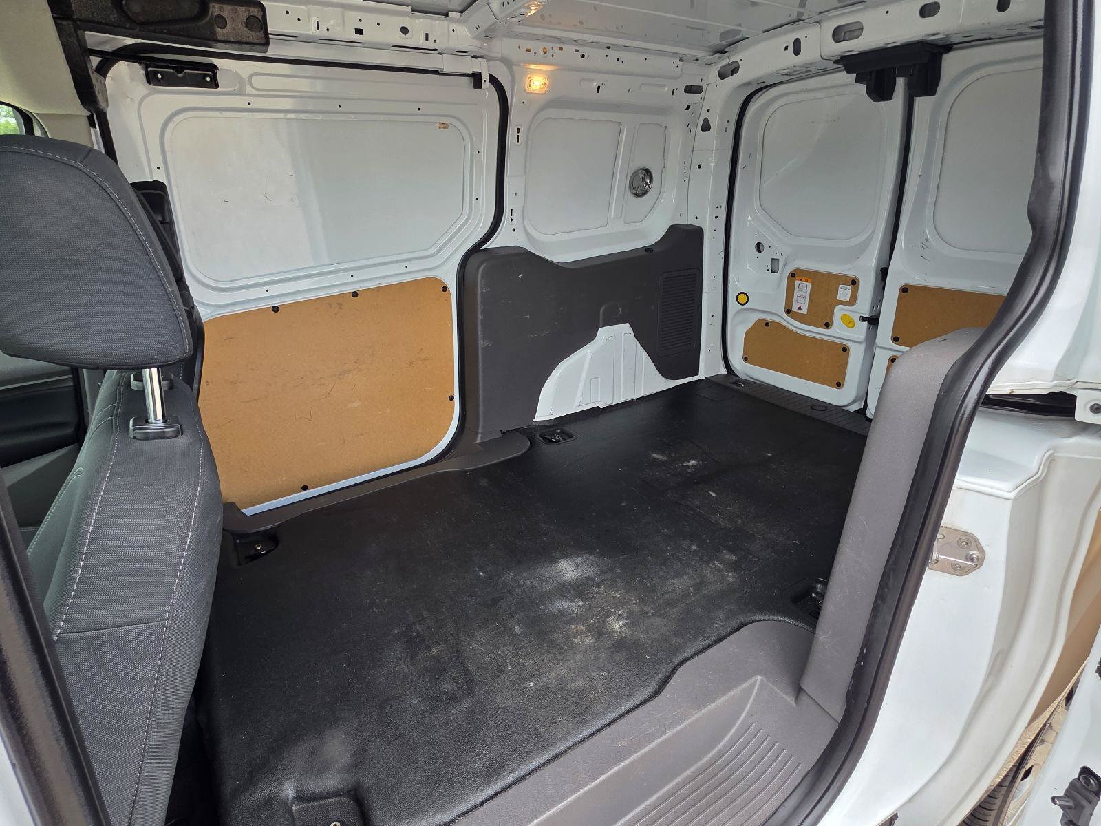 Used 2020 Ford Transit Connect XLT FWD image 30