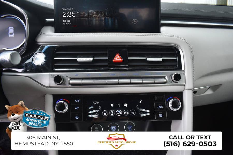 Used 2025 Genesis G70 2.5T image 18