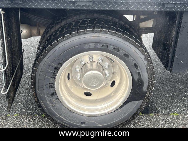 Used 2024 Ford F550 4x4 Regular Cab Super Duty w/ XL Chrome Package image 18