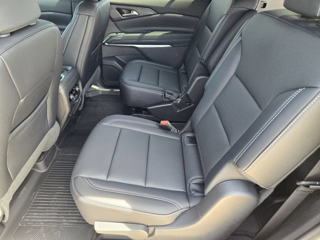 New 2026 Chevrolet Traverse LT FWD image 30