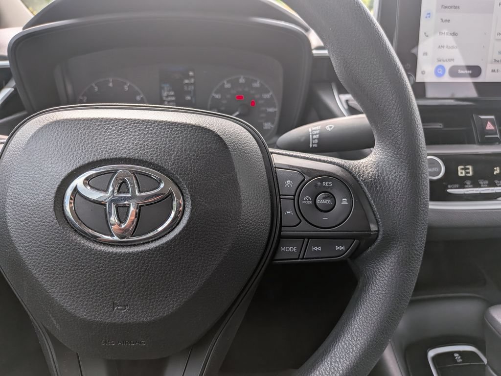 Used 2024 Toyota Corolla LE w/ LE Convenience Package FWD image 14
