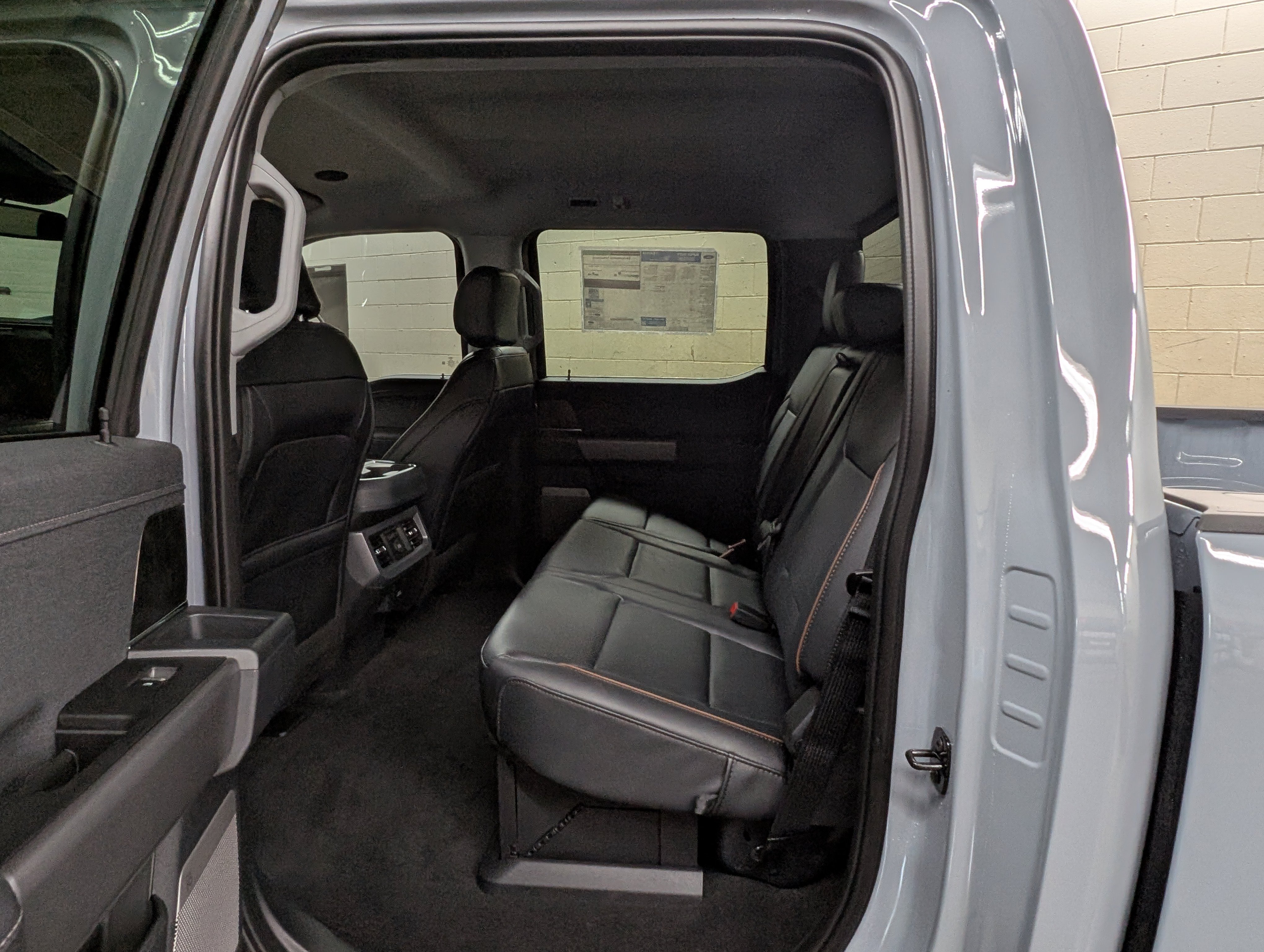 New 2026 Ford F350 Lariat w/ Lariat Ultimate Package AWD/4WD image 7