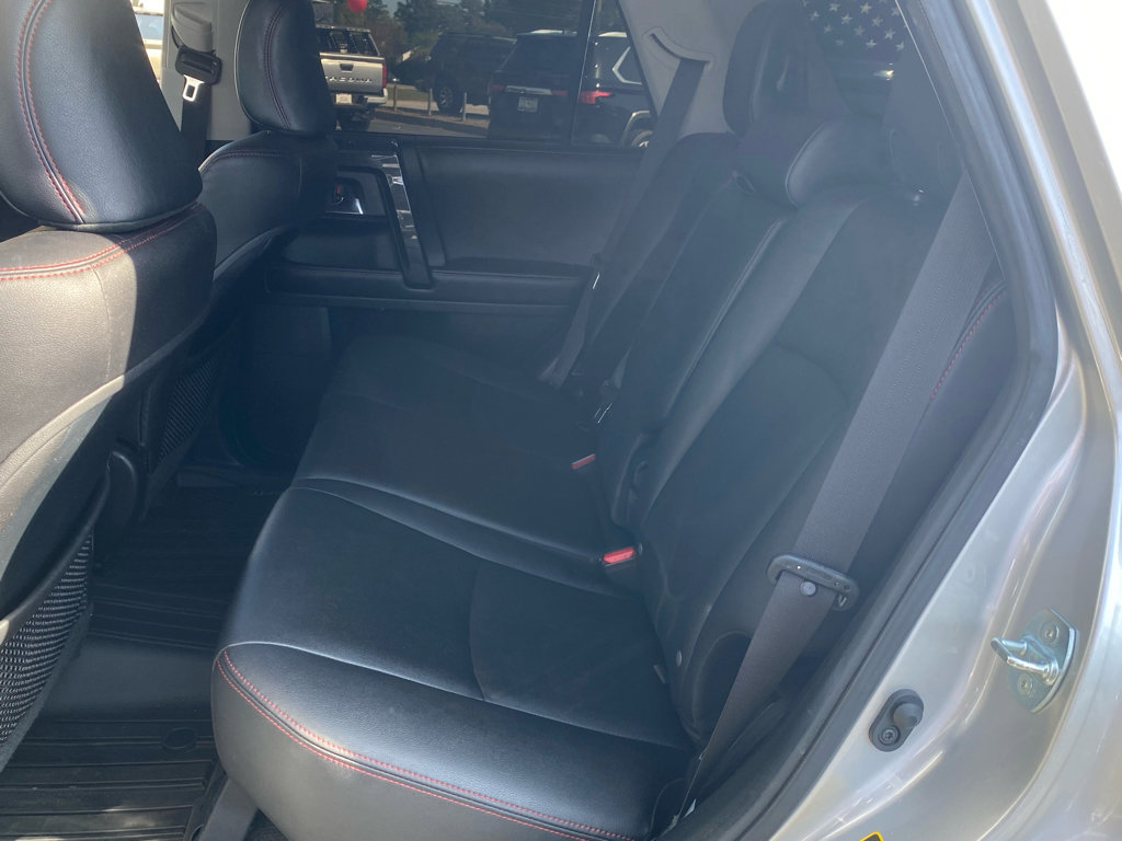 Used 2018 Toyota 4Runner TRD Off-Road Premium image 6