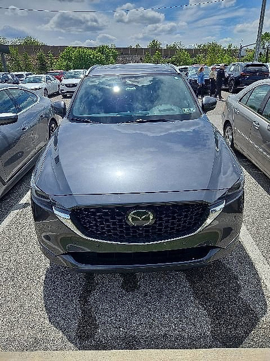 Used 2023 MAZDA CX-5 Signature AWD/4WD image 2