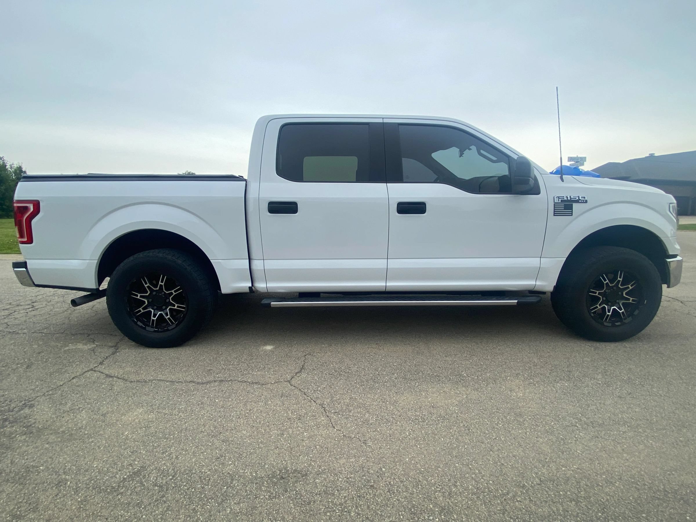 Used 2016 Ford F150 XLT RWD image 8