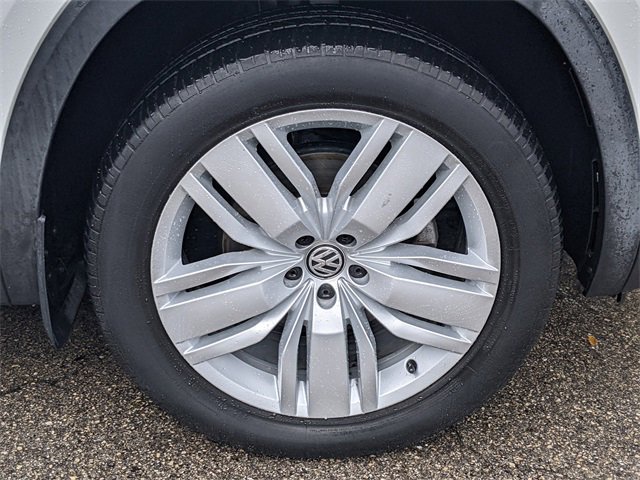 Used 2019 Volkswagen Atlas SE w/ Towing Package image 8