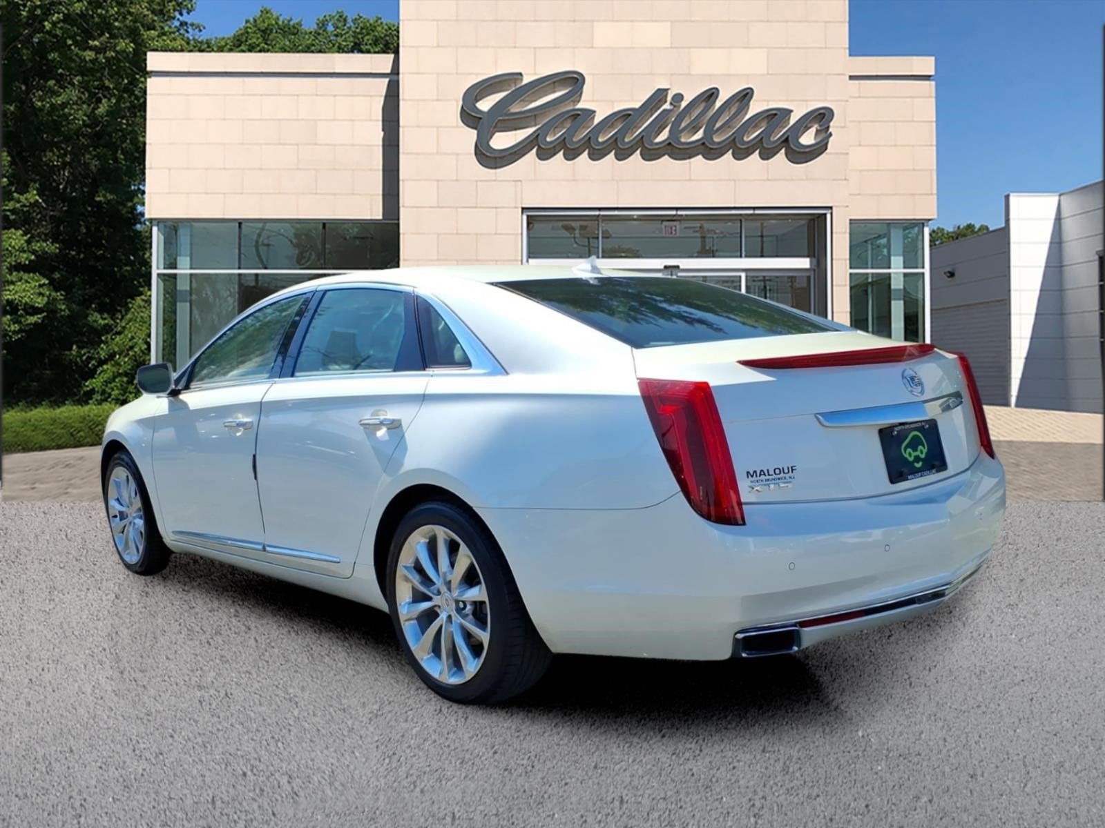Certified 2013 Cadillac XTS Luxury FWD image 4