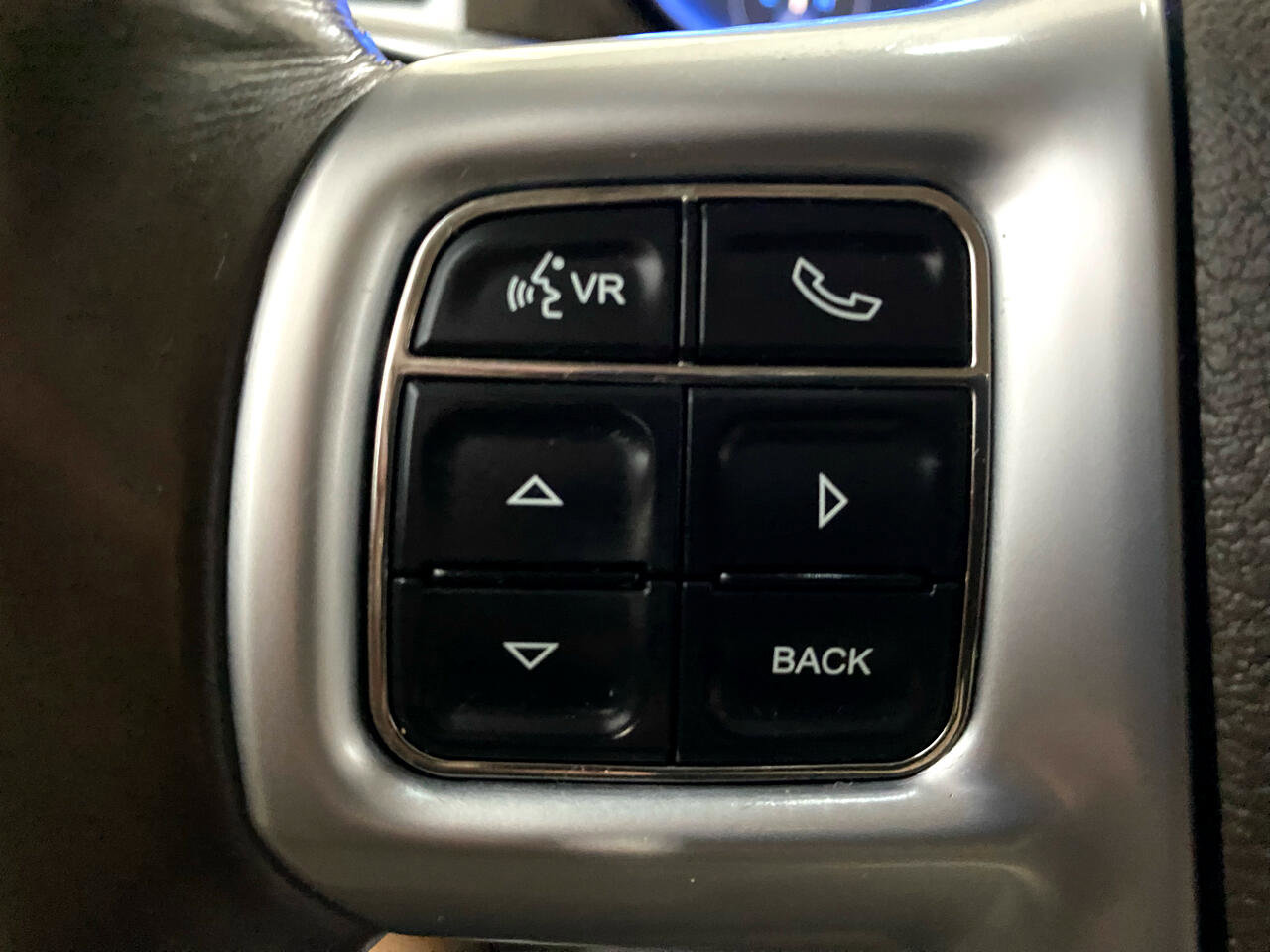 Used 2011 Chrysler 300 Limited w/ Luxury Group image 45