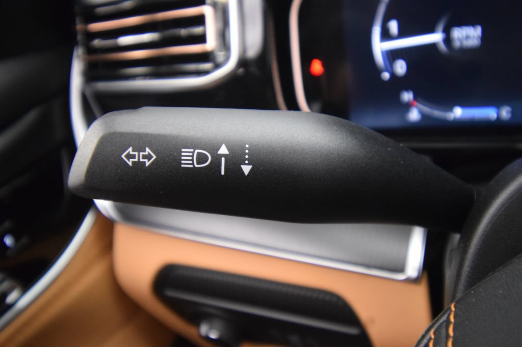 New 2026 Jeep Grand Wagoneer L Summit AWD/4WD image 33