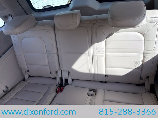 Used 2019 Lincoln Navigator Reserve AWD/4WD image 28