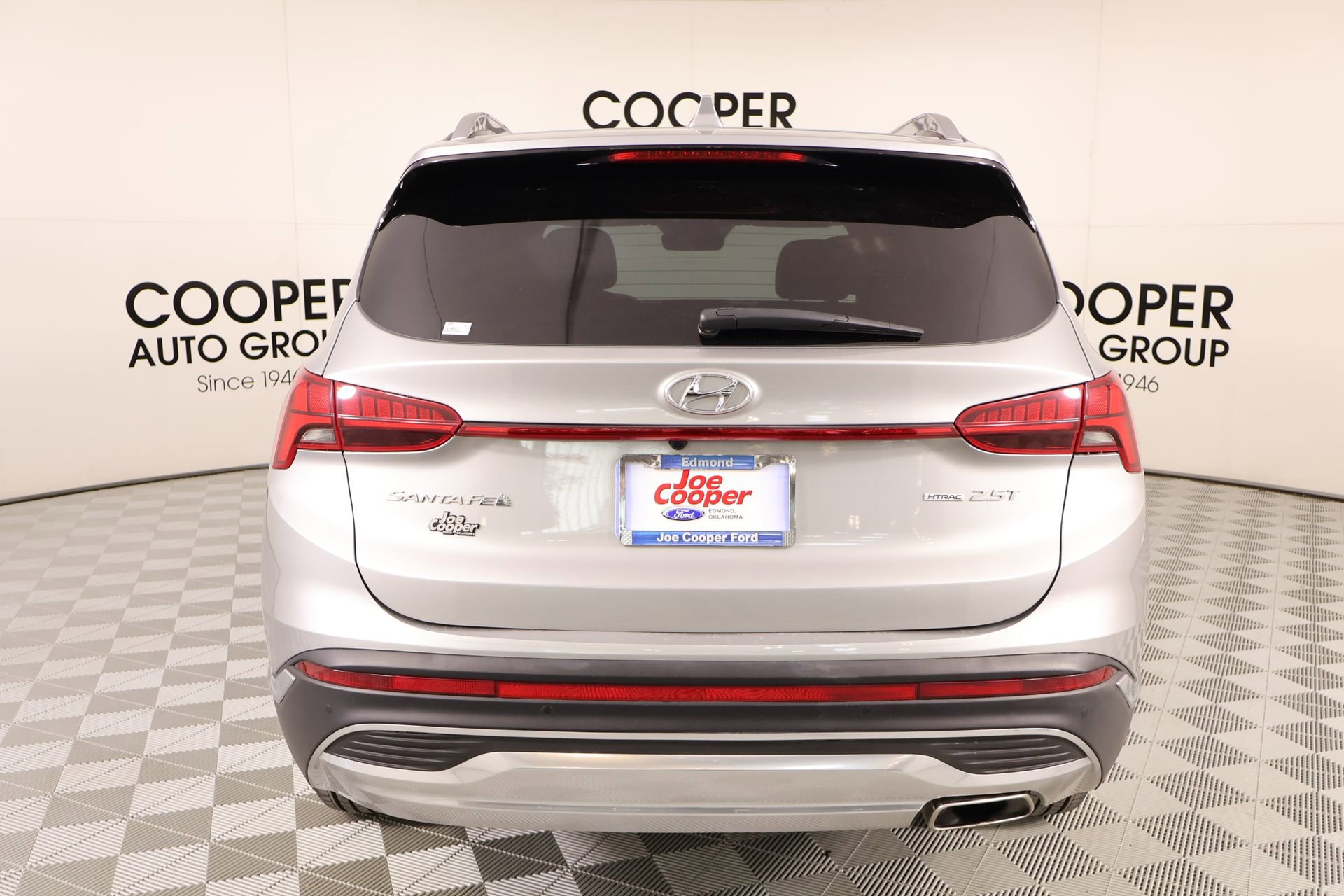 Used 2023 Hyundai Santa Fe Limited w/ Cargo Package AWD/4WD image 23