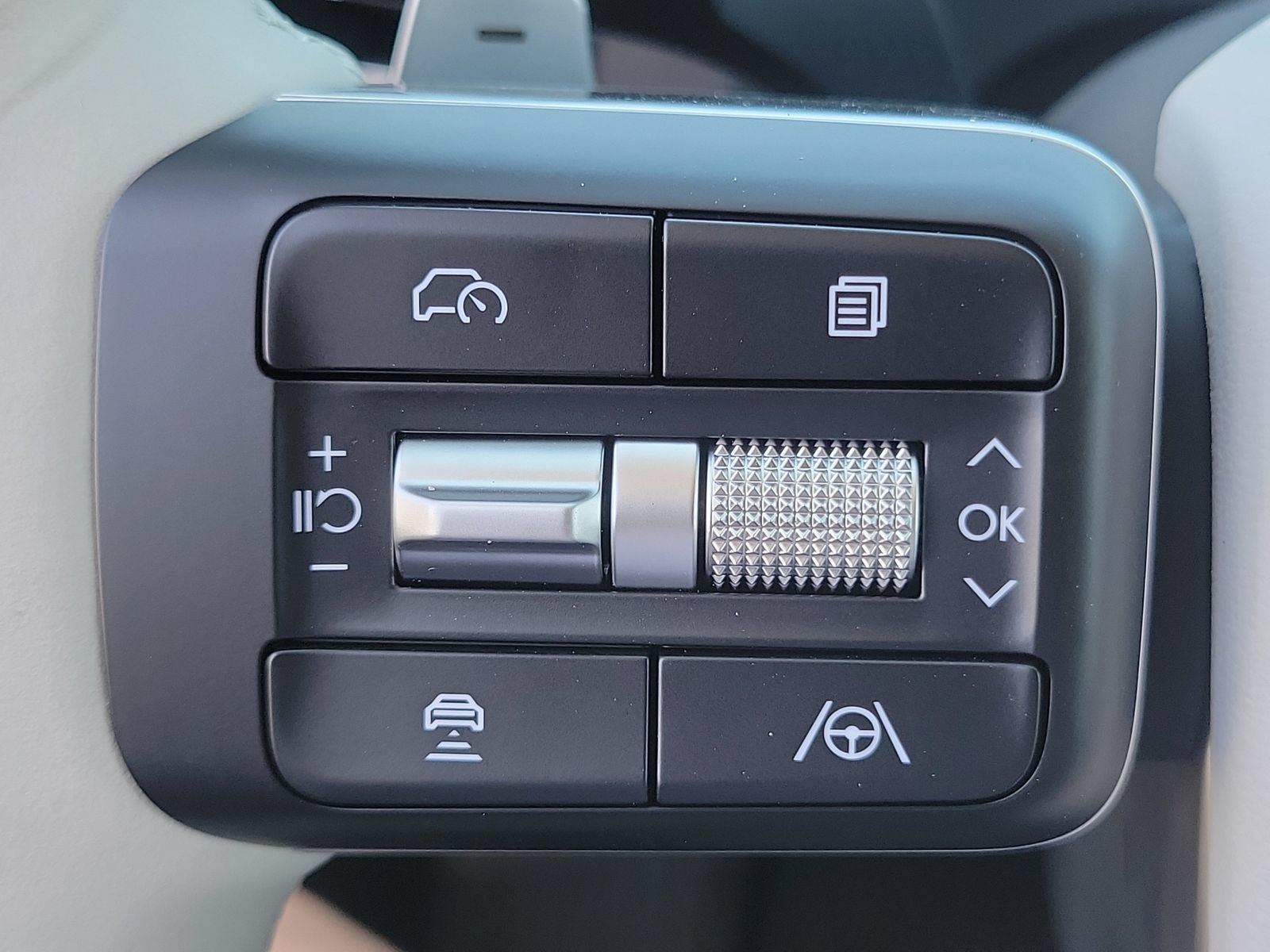 New 2026 Hyundai Santa Fe SEL AWD/4WD image 8