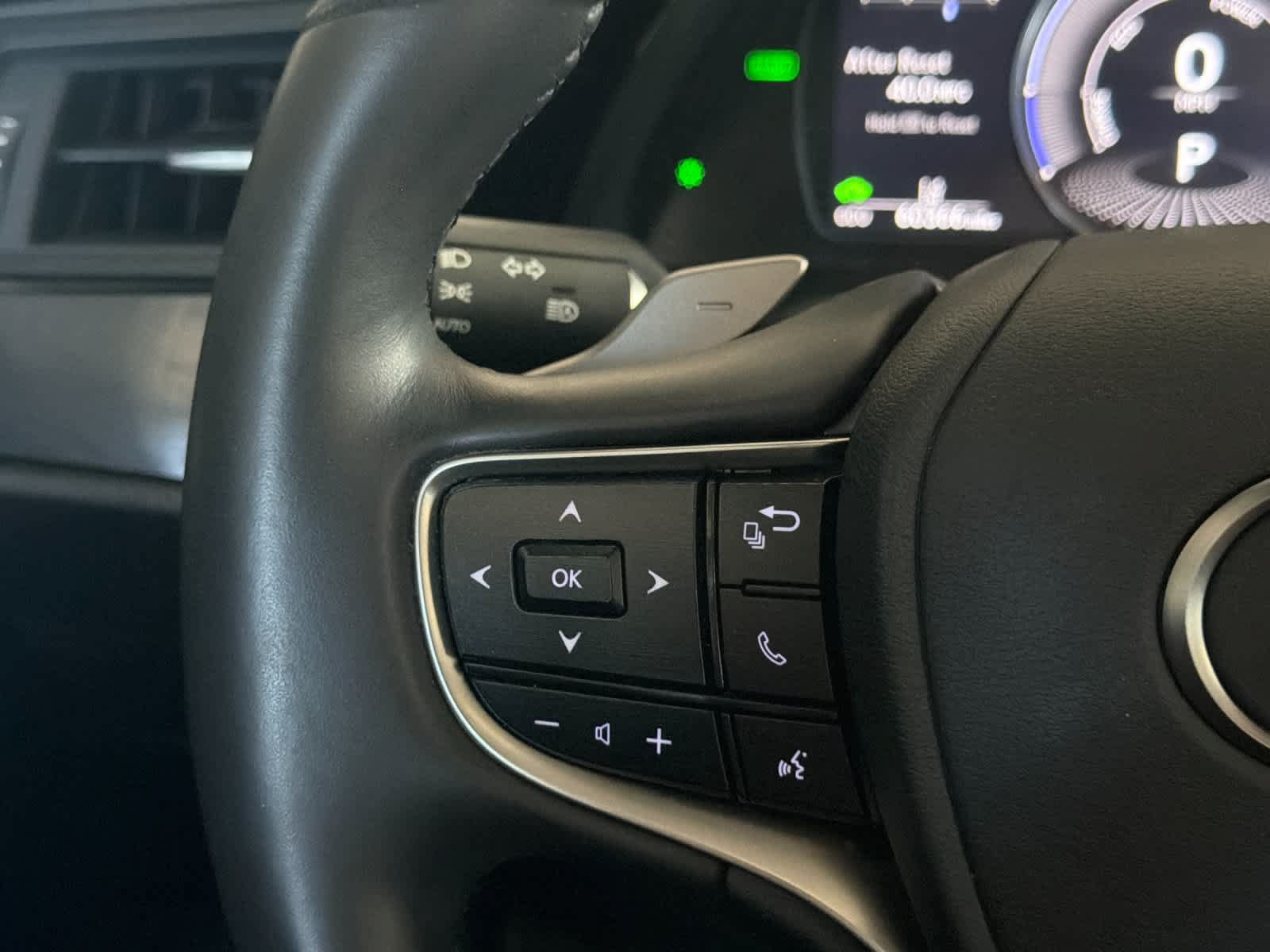 Used 2022 Lexus ES 300h w/ Premium Package FWD image 24