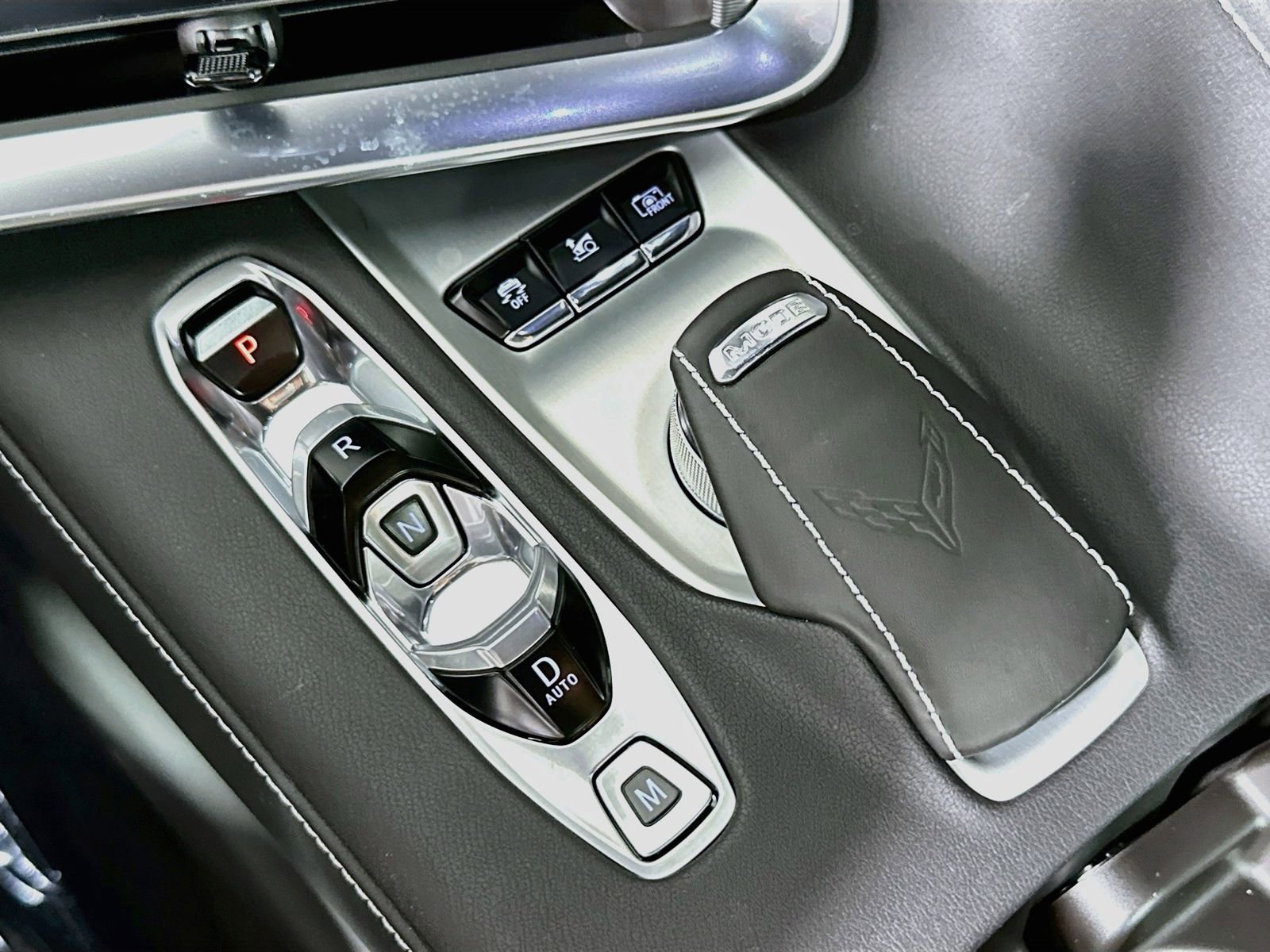 Used 2022 Chevrolet Corvette Stingray Preferred Cpe w/ Z51 Performance Package RWD image 21