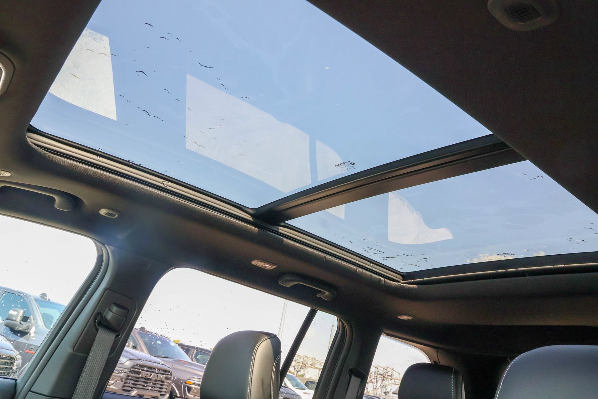 New 2026 Jeep Grand Cherokee Limited AWD/4WD image 8