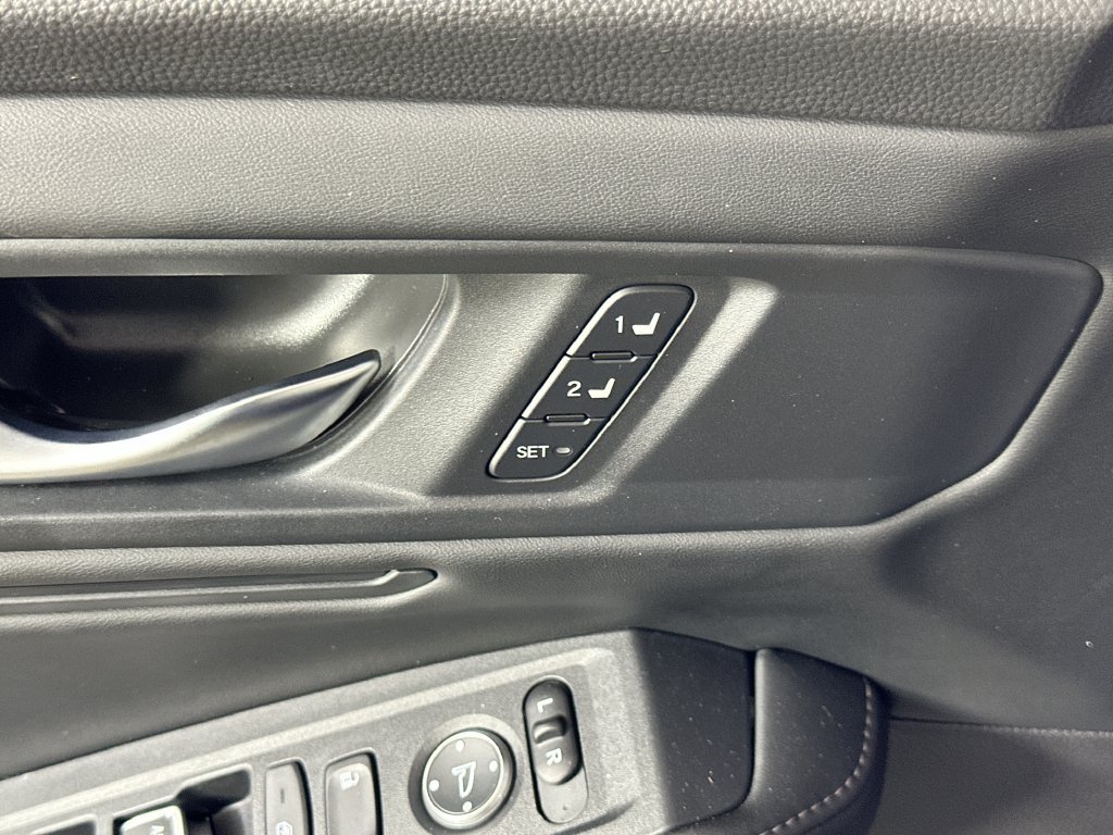 Used 2025 Honda Accord Sport image 23