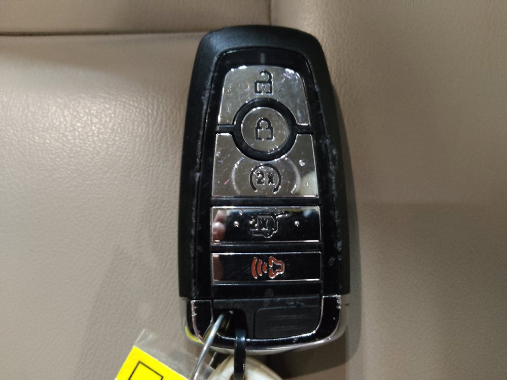 Used 2020 Lincoln Aviator 2WD image 32