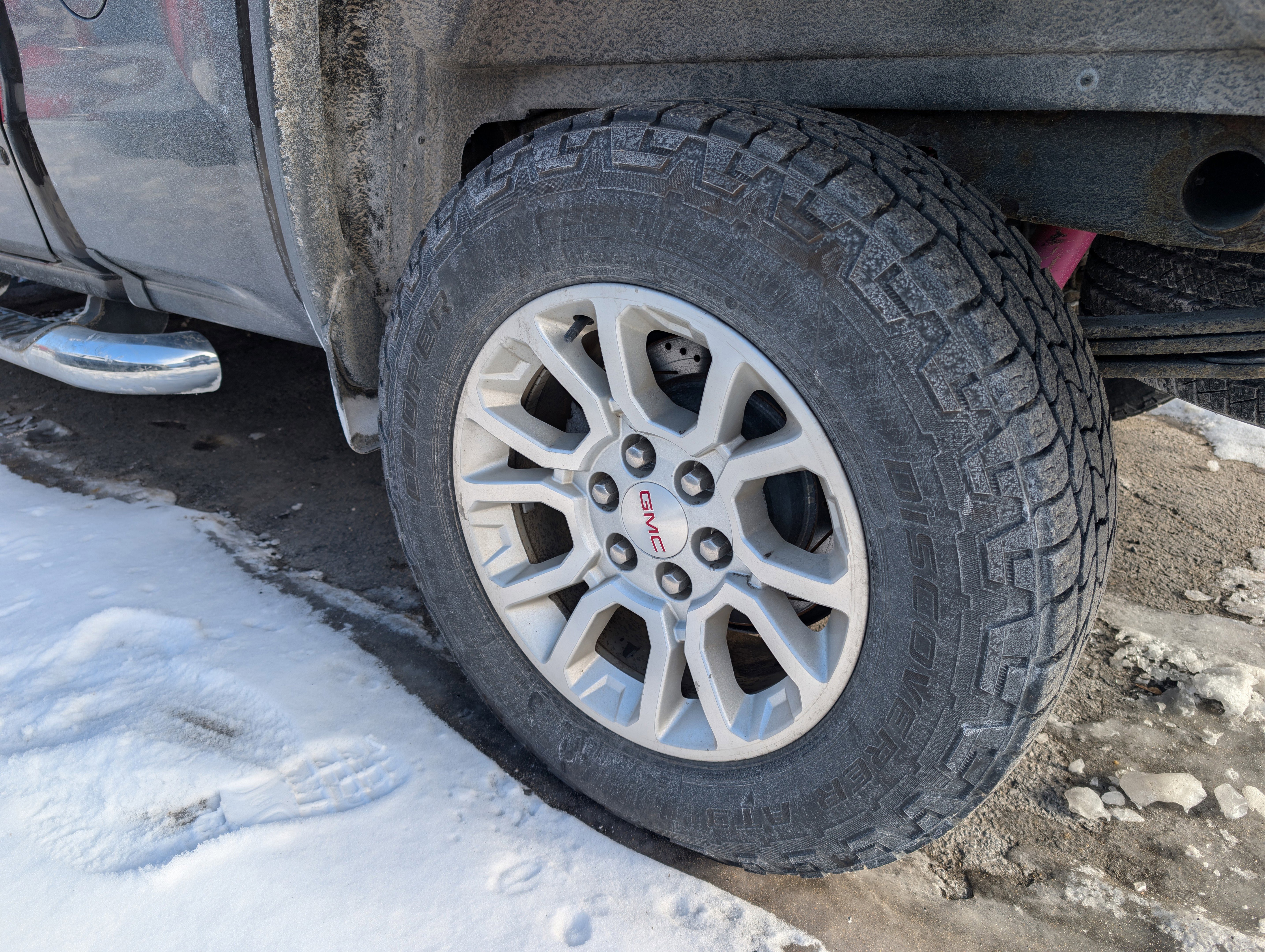 Used 2018 GMC Sierra 1500 SLE w/ SLE Value Package image 11