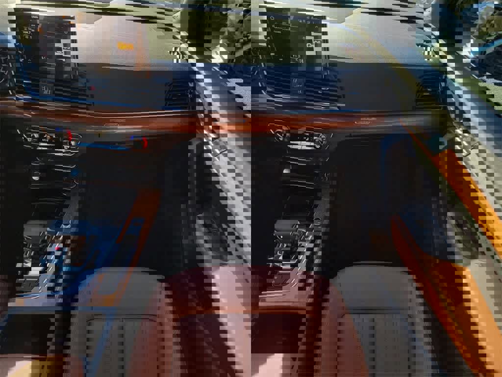 Used 2022 Audi Q5 2.0T Premium image 15