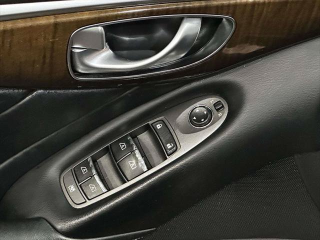 Used 2019 INFINITI Q50 Luxe AWD/4WD image 9