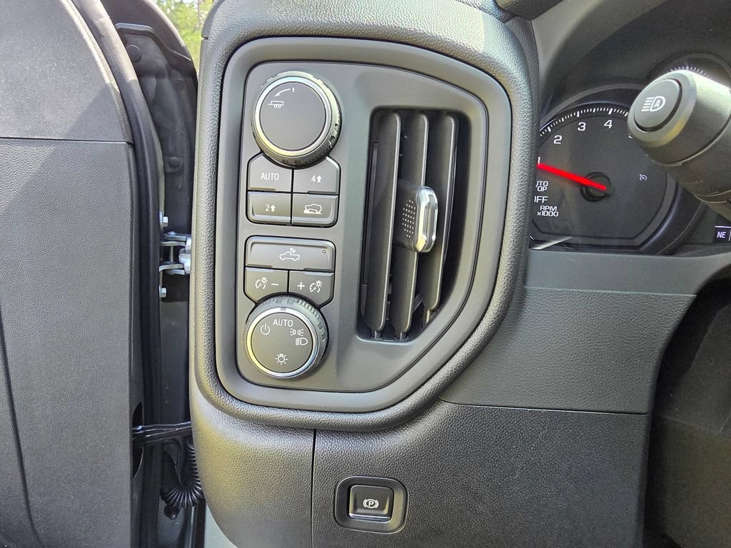 New 2026 Chevrolet Silverado 1500 Custom AWD/4WD image 33