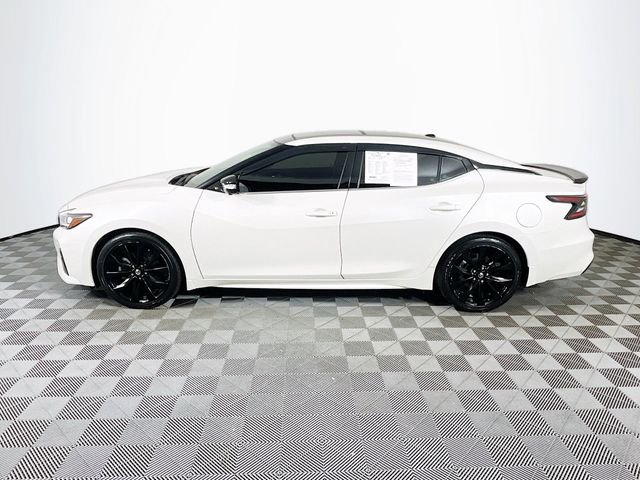 Used 2022 Nissan Maxima SR w/ Sport Mat Group image 5