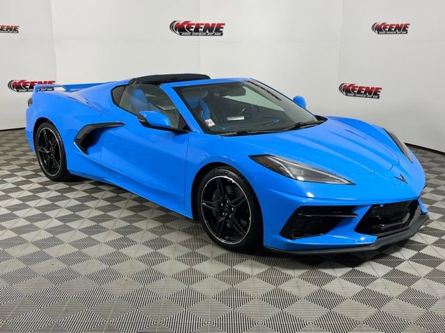 Used 2021 Chevrolet Corvette Stingray Premium Cpe w/ Z51 Performance Package image 2