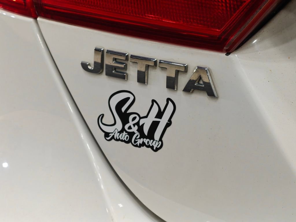 Used 2013 Volkswagen Jetta TDI image 33