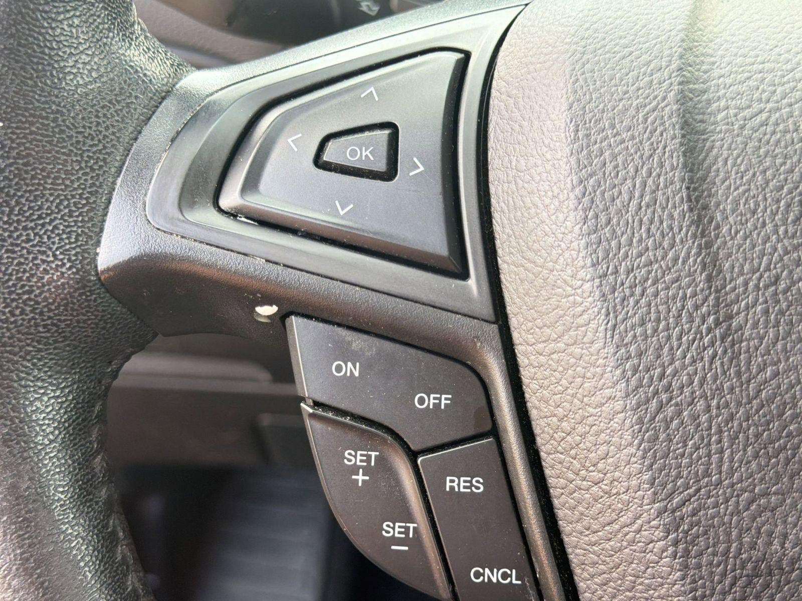Used 2022 Ford Edge Titanium AWD/4WD image 18